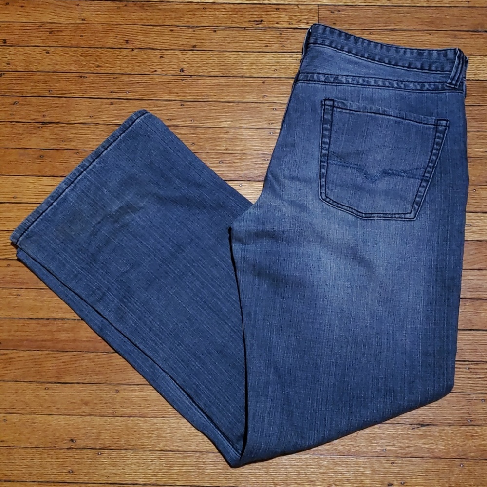 GUESS JEANS